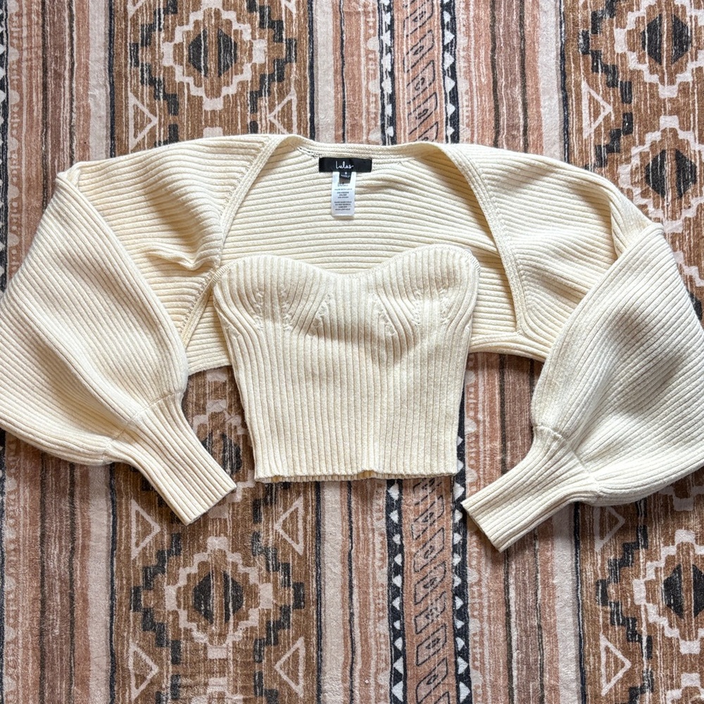 Lulu’s Cream Ribbed Knit Cropped 2-piece with Balloon Sleeves